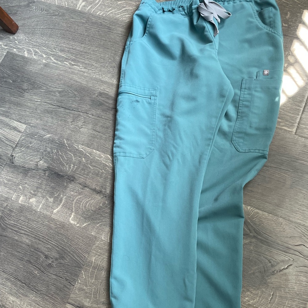 Figs scrub pants